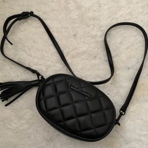 Aldo pounce belt bag
